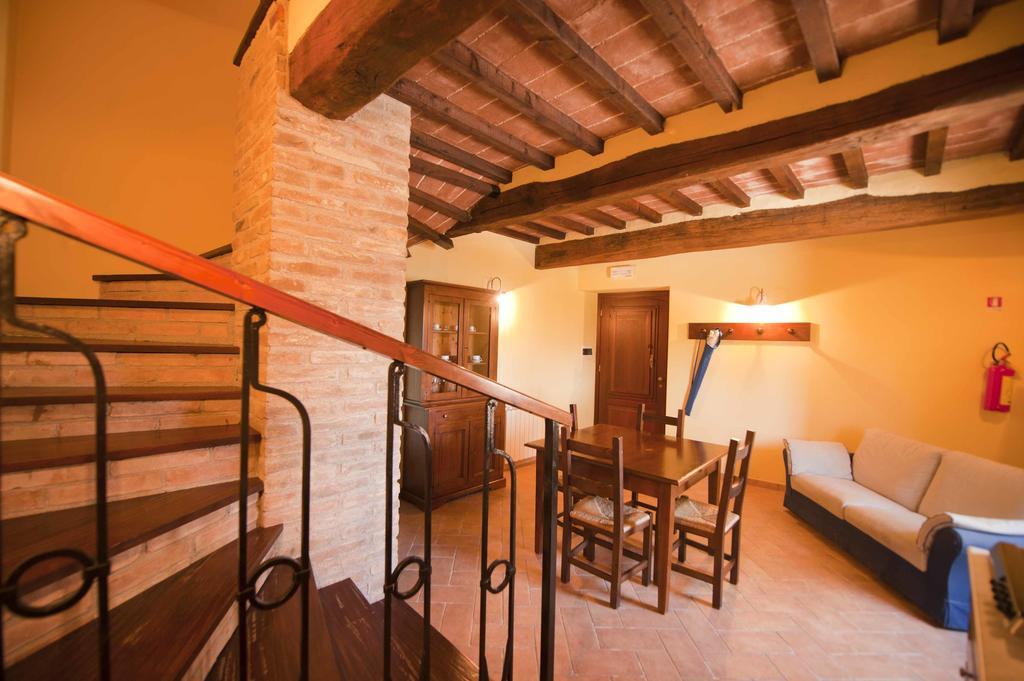 Agriturismo Tenuta Di 비시나 객실 사진